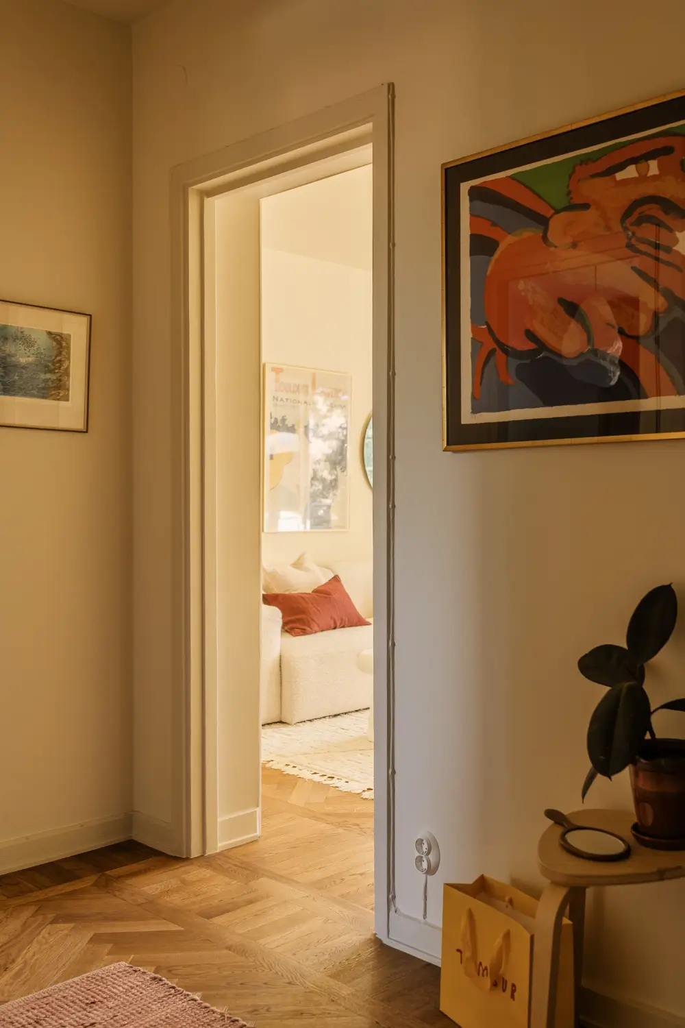 A Cohesive Soft Yellow and Beige Color Palette in a 1940s Apartment 26 soft-color-palette-1940s-apartment-stockholm-nordroom