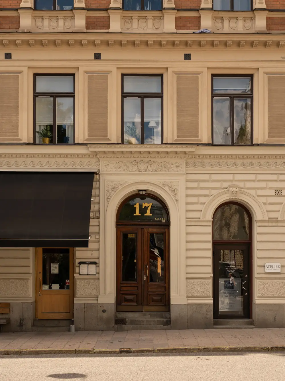 A Soft Yellow Kitchen in a Small Late 19th-Century Stockholm Apartment 44 soft-yellow-kitchen-late-19th-century-apartment-stockholm-nordroom