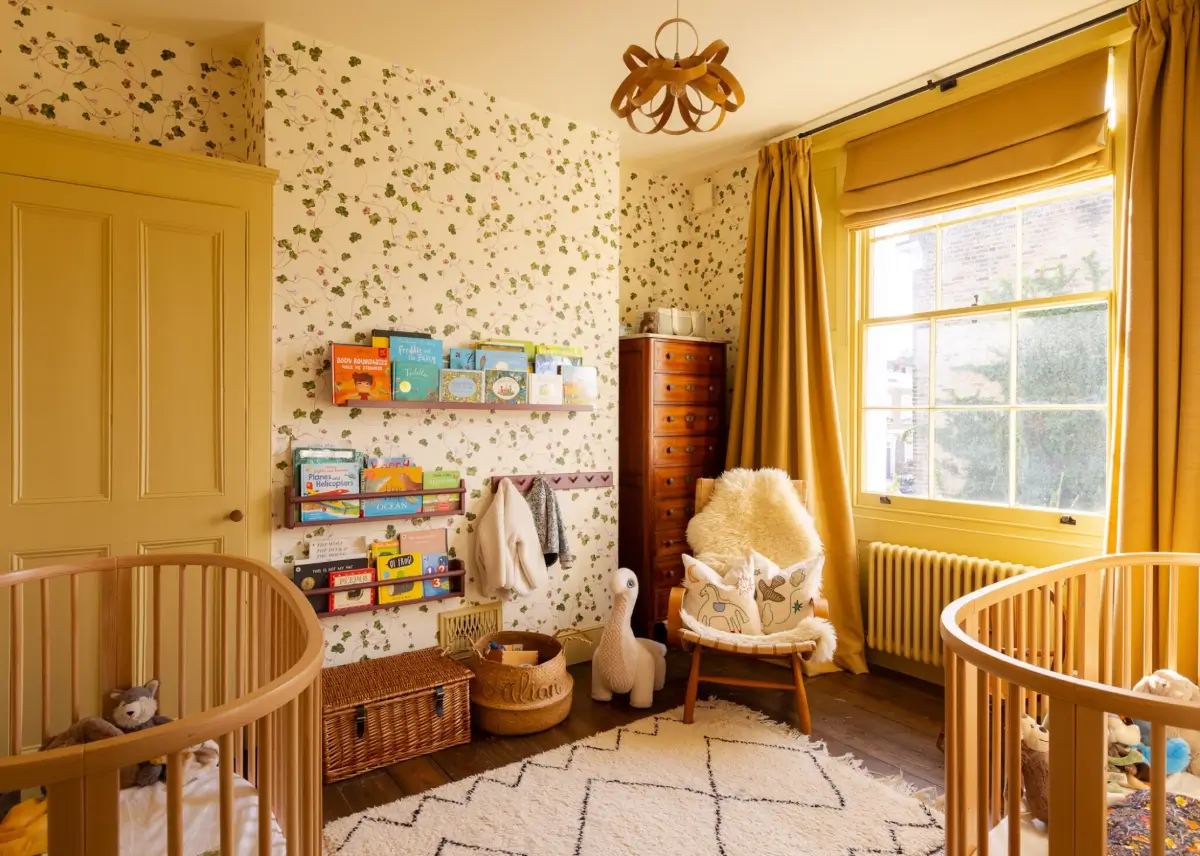 A Carefully Considered Color Palette in a Restored Victorian Townhouse 16 stylish-victorian-townhouse-london-period-features