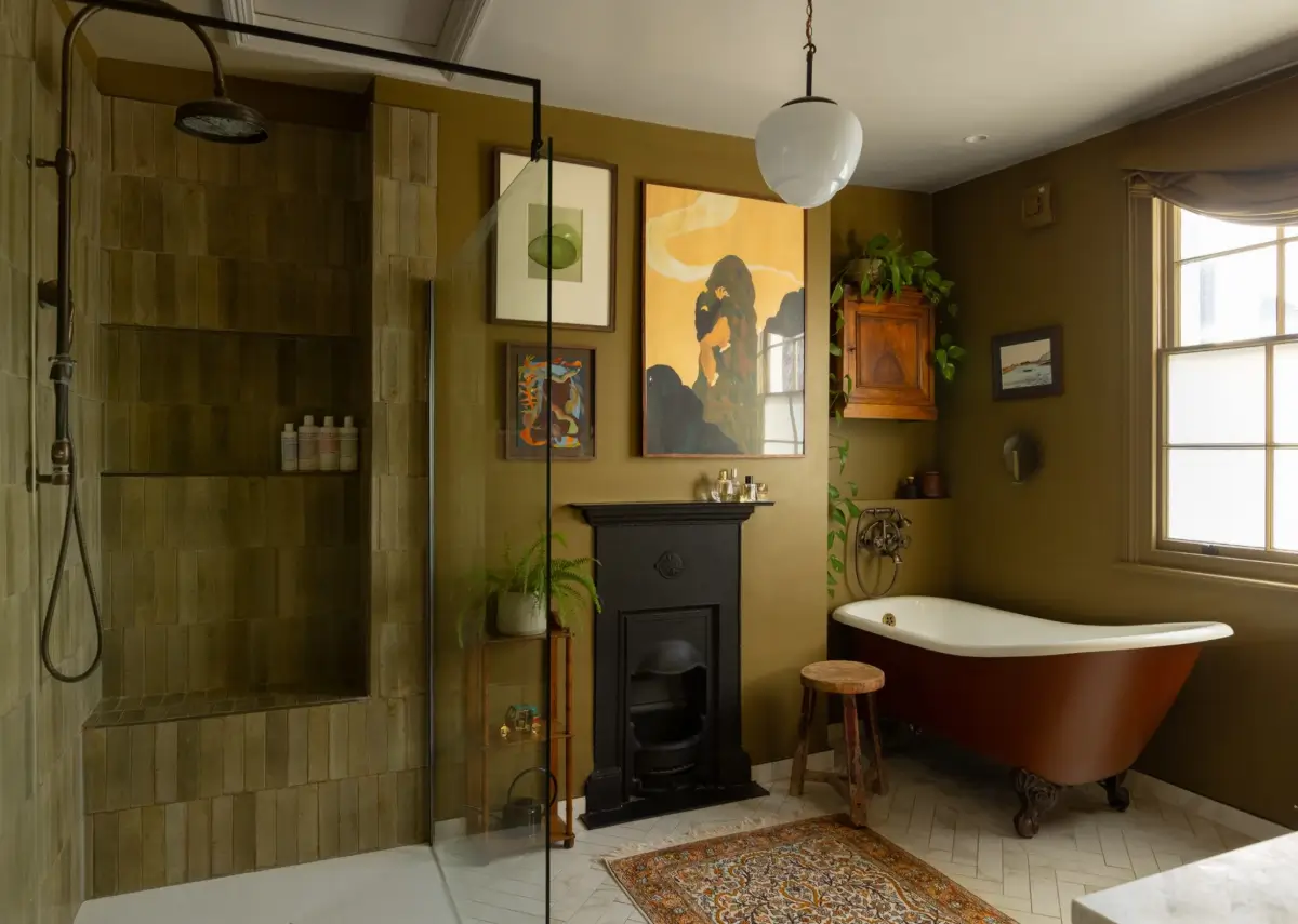A Carefully Considered Color Palette in a Restored Victorian Townhouse 20 stylish-victorian-townhouse-london-period-features