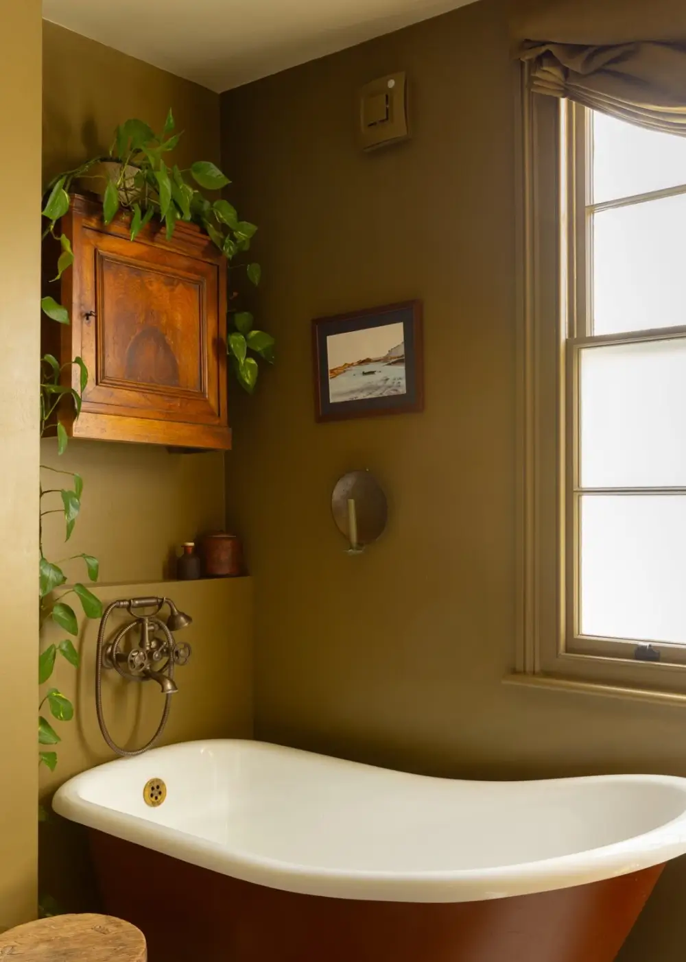 A Carefully Considered Color Palette in a Restored Victorian Townhouse 21 stylish-victorian-townhouse-london-period-features