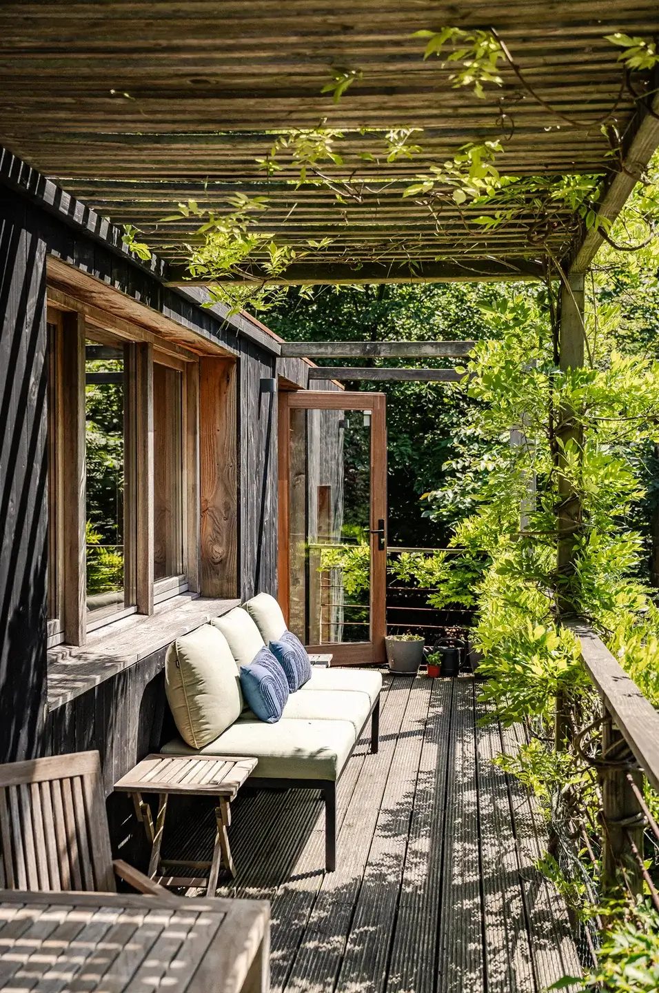 Nature is Part of Daily Life in This Sustainable Dutch Villa 19 unique-sustainable-house-garden-netherlands