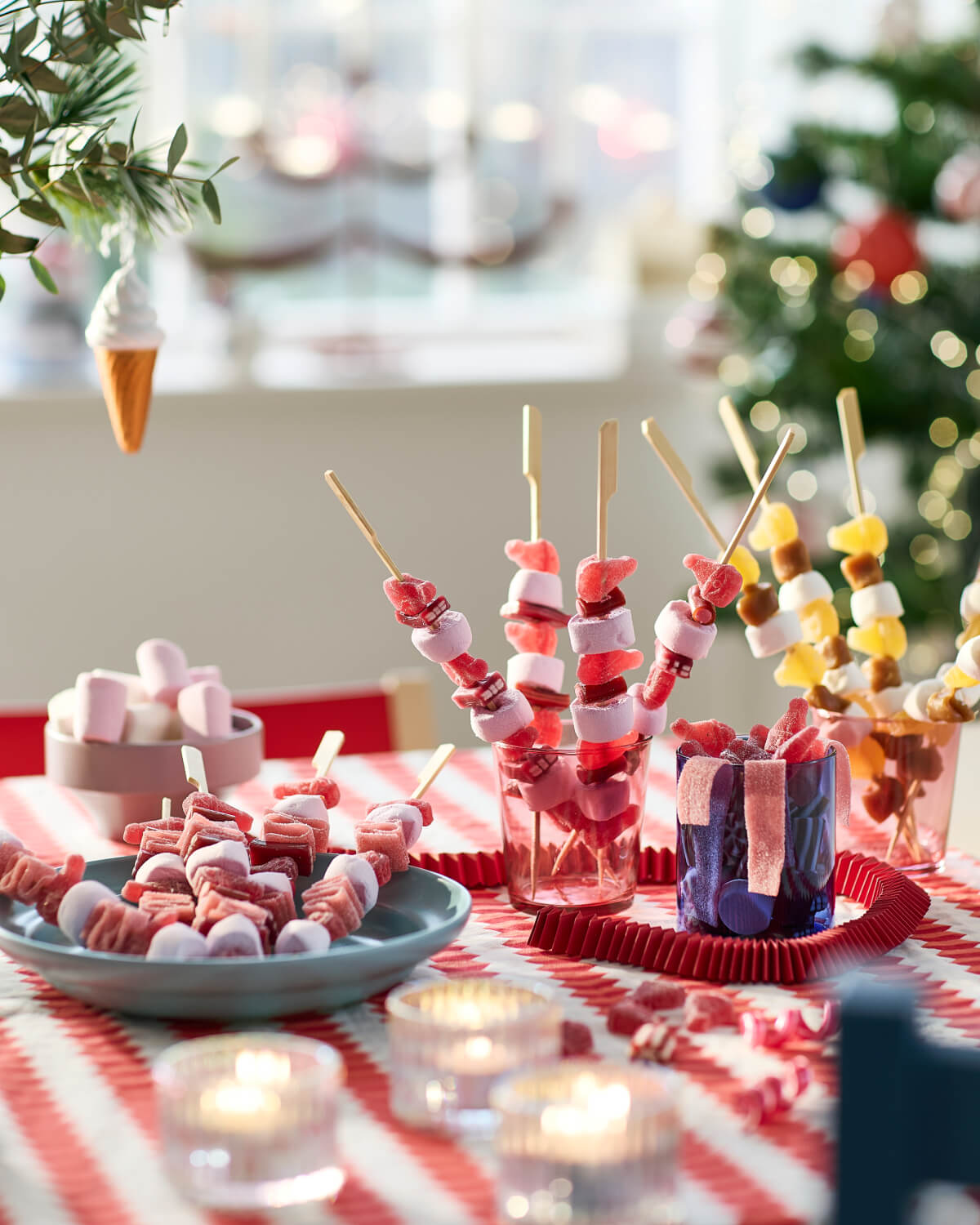 IKEA Christmas Collection 2026: Traditional and Playful Decorations for the Holidays 49 IKEA-Christmas-Collection-2026-VINTERFINT-STRÅLA-nordroom