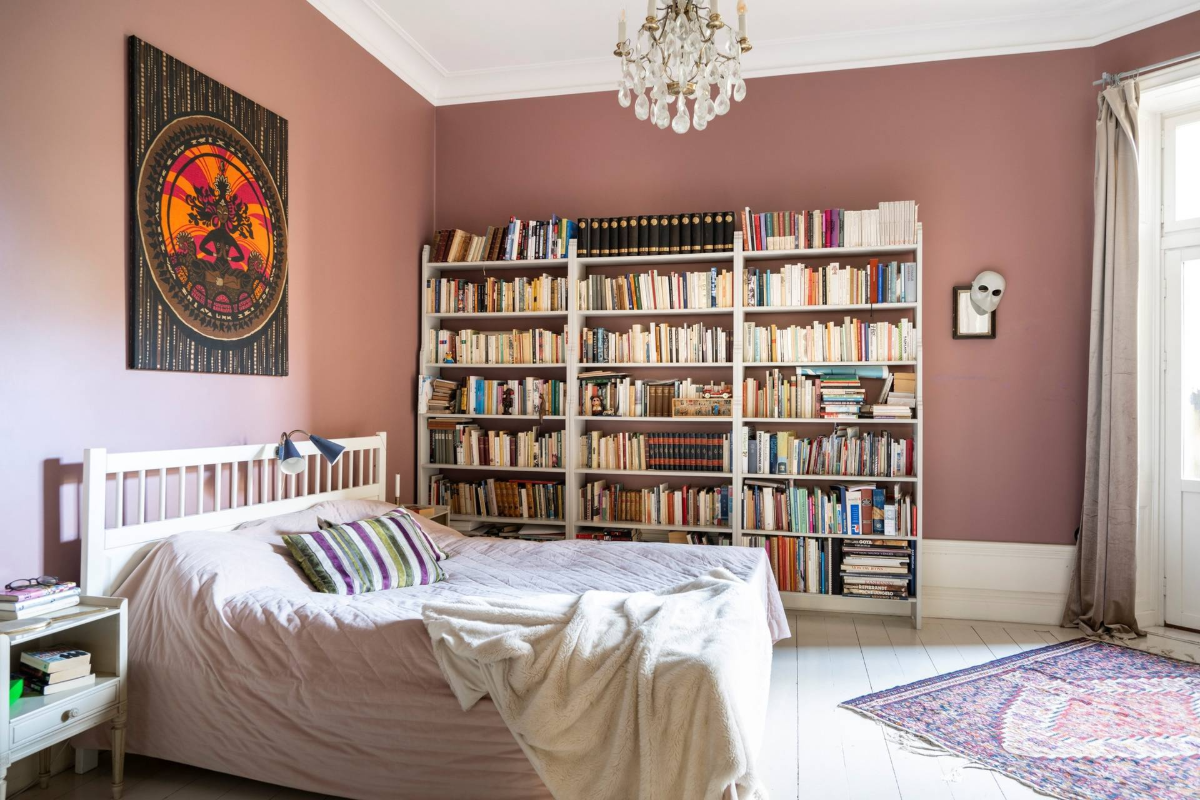 Before & After: A Soft Color Palette in a Grand Turn-of-the-Century Apartment 45 before after classic turn of the century apartment stockholm nordroom1 Before & After: A Soft Color Palette in a Grand Turn-of-the-Century Apartment