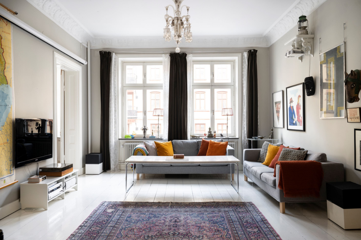 Before & After: A Soft Color Palette in a Grand Turn-of-the-Century Apartment 32 before after classic turn of the century apartment stockholm nordroom10 Before & After: A Soft Color Palette in a Grand Turn-of-the-Century Apartment