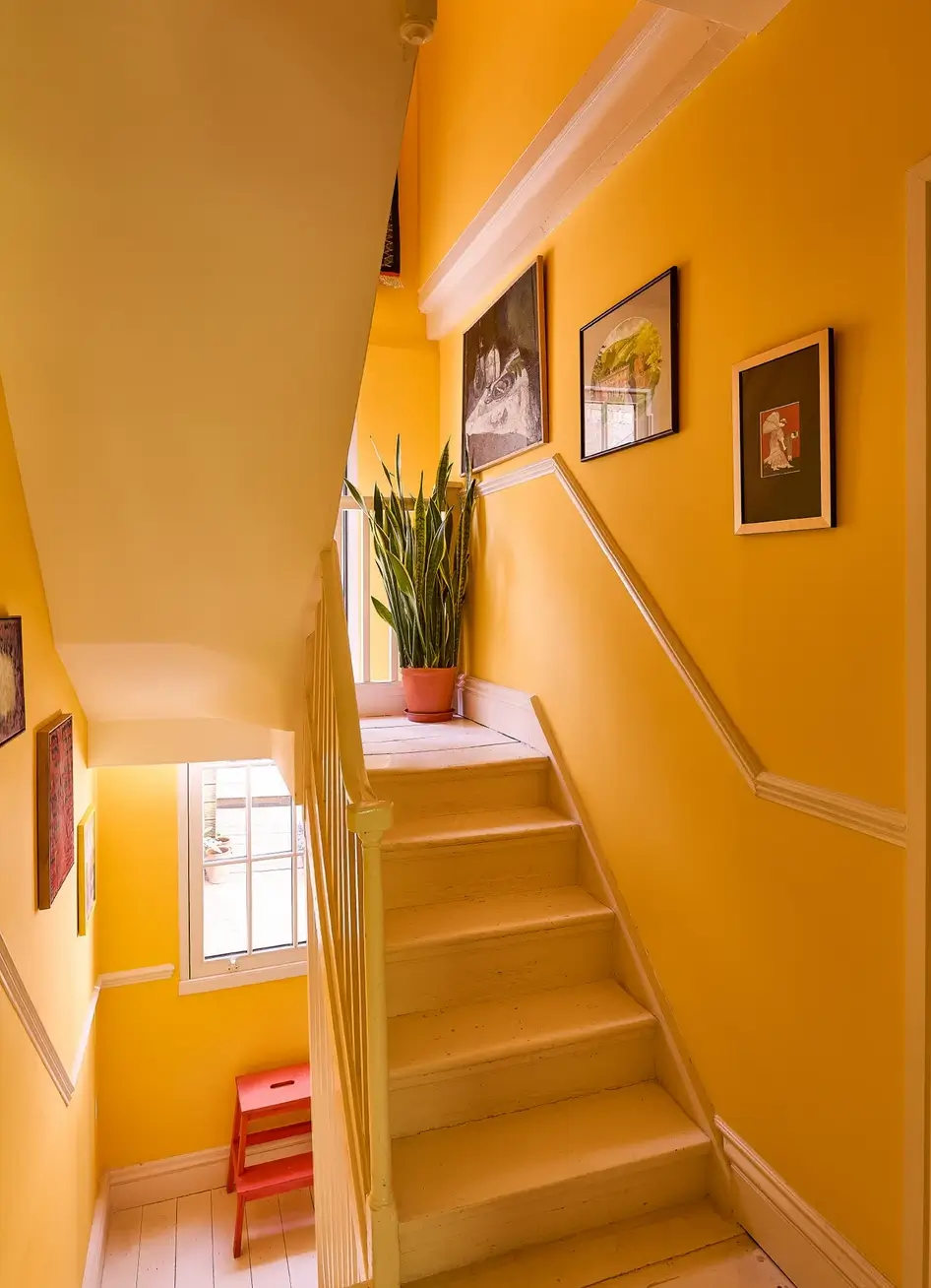 An East London Townhouse with Colorful Interiors Inspired by Vanessa Bell's Charleston 13 charleston-farmhouse-inspired-interiors-victorian-townhouse-london