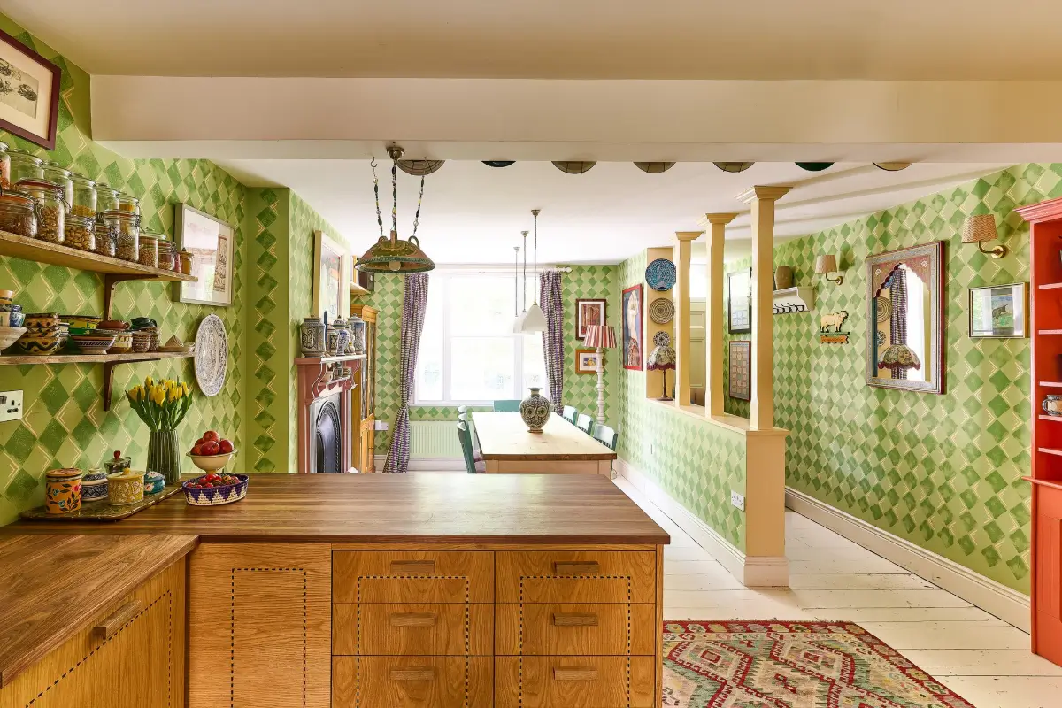 An East London Townhouse with Colorful Interiors Inspired by Vanessa Bell's Charleston 8 charleston-farmhouse-inspired-interiors-victorian-townhouse-london
