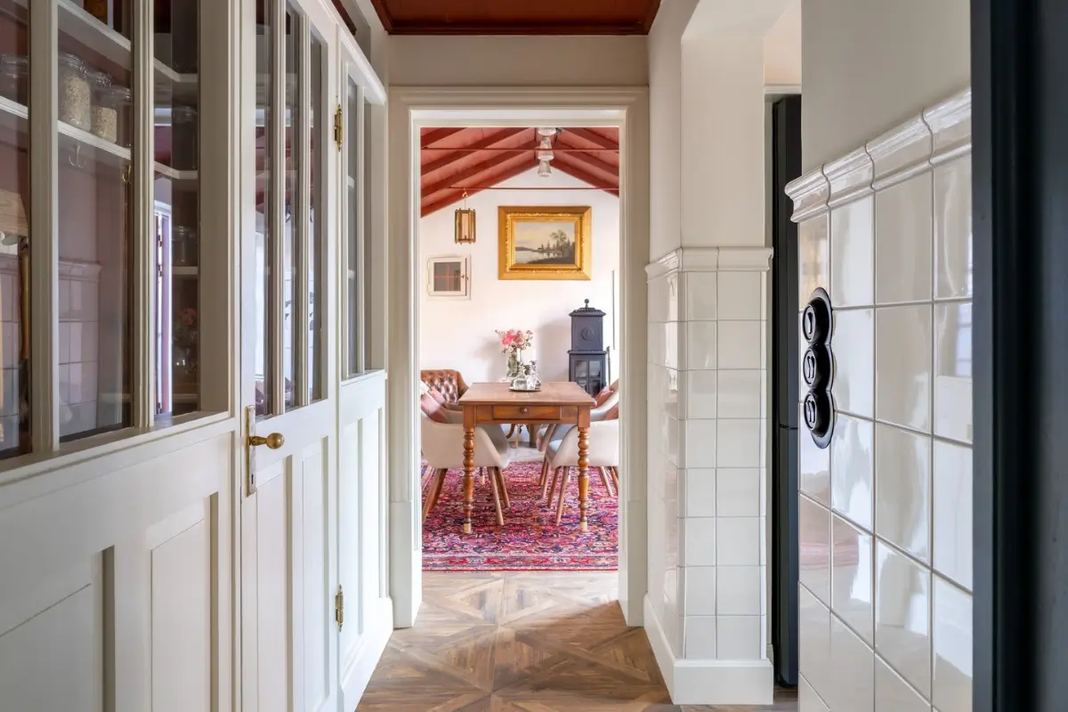 Classic Interiors in a Hidden Courtyard Home in Visby's Medieval Old Town 10 classic-interiors-carefully-restored-inner-city-home-gotland-nordroom