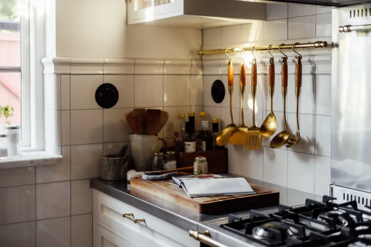 Classic Interiors in a Hidden Courtyard Home in Visby's Medieval Old Town 16 classic-interiors-carefully-restored-inner-city-home-gotland-nordroom