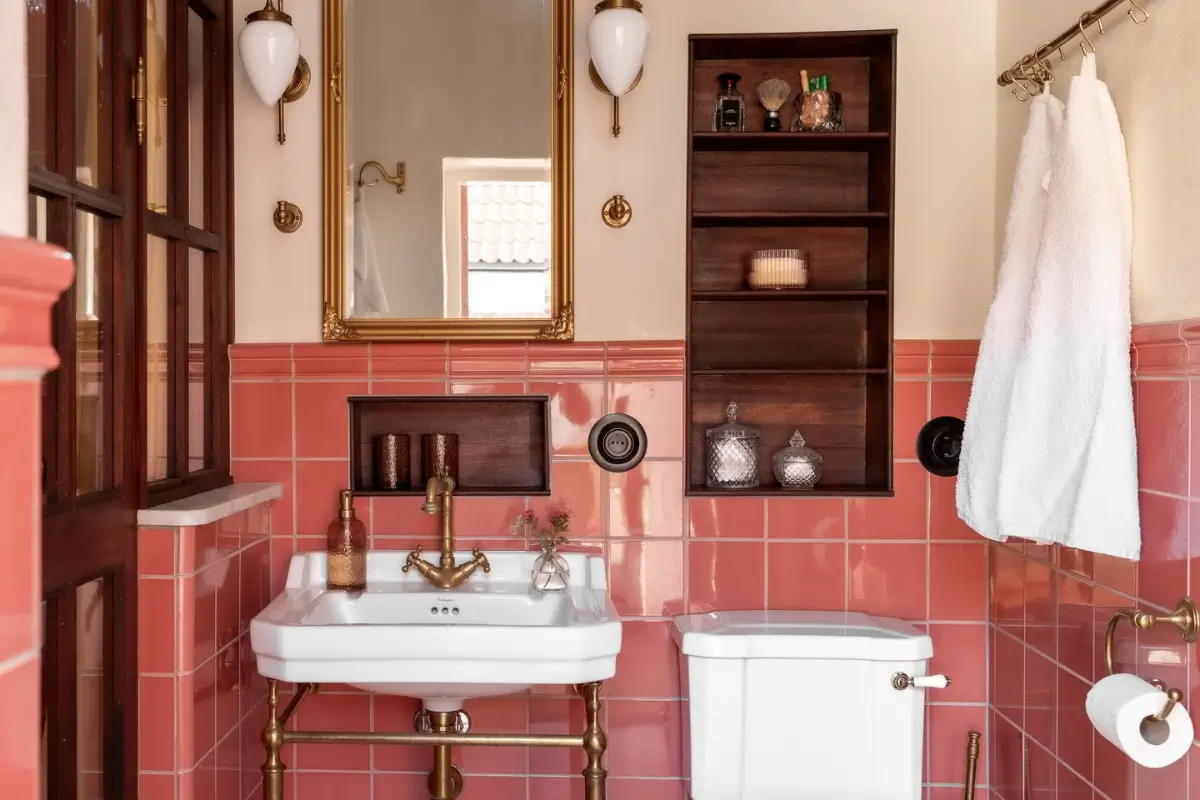 Classic Interiors in a Hidden Courtyard Home in Visby's Medieval Old Town 22 classic-interiors-carefully-restored-inner-city-home-gotland-nordroom