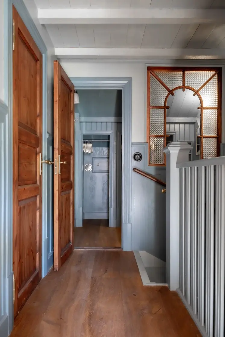 Classic Interiors in a Hidden Courtyard Home in Visby's Medieval Old Town 24 classic-interiors-carefully-restored-inner-city-home-gotland-nordroom