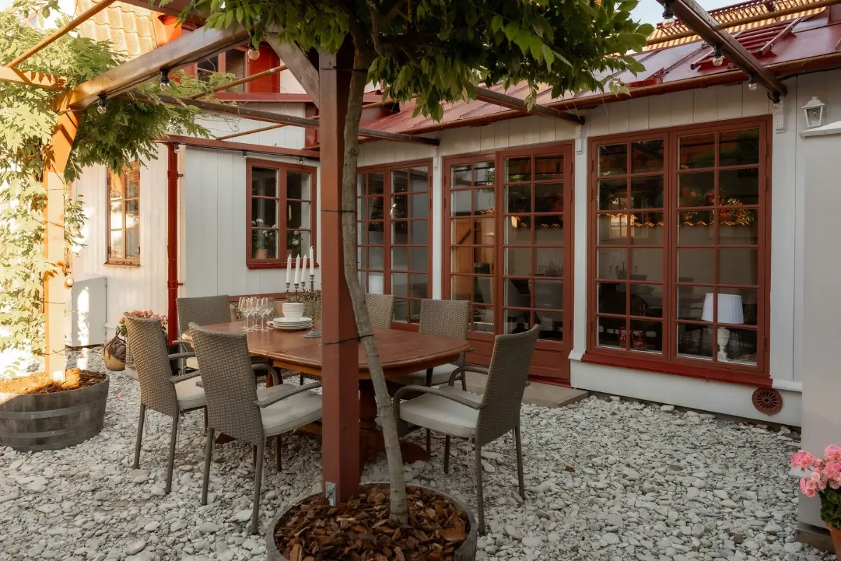 Classic Interiors in a Hidden Courtyard Home in Visby's Medieval Old Town 41 classic-interiors-carefully-restored-inner-city-home-gotland-nordroom
