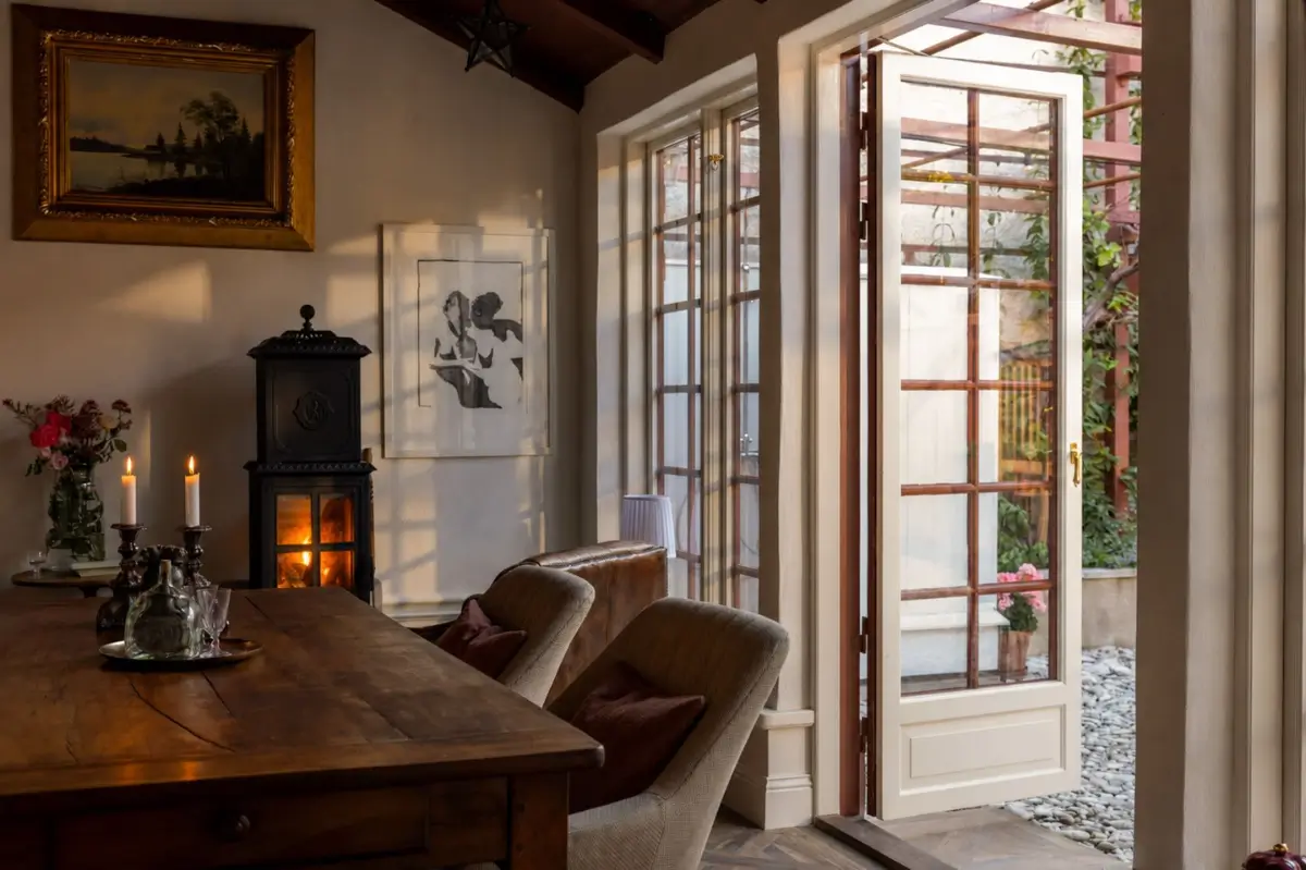 Classic Interiors in a Hidden Courtyard Home in Visby's Medieval Old Town 5 classic-interiors-carefully-restored-inner-city-home-gotland-nordroom