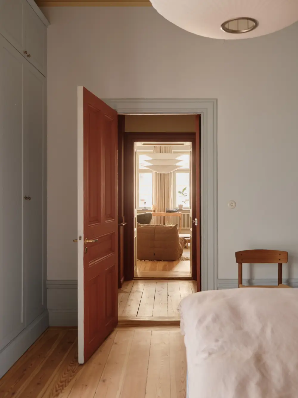 Before & After: A Soft Color Palette in a Grand Turn-of-the-Century Apartment 44 classic-turn-of-the-century-apartment-soft-colors-period-details-nordroom