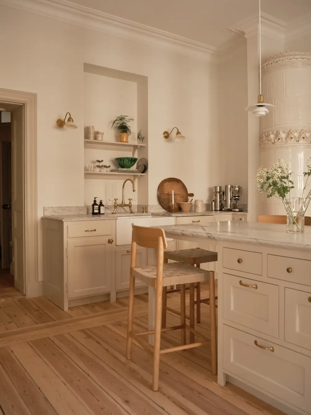 Before & After: A Soft Color Palette in a Grand Turn-of-the-Century Apartment 14 classic-turn-of-the-century-apartment-soft-colors-period-details-nordroom