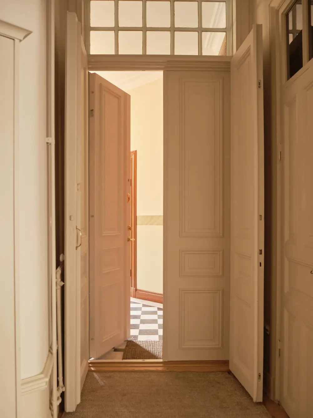 Before & After: A Soft Color Palette in a Grand Turn-of-the-Century Apartment 63 classic-turn-of-the-century-apartment-soft-colors-period-details-nordroom