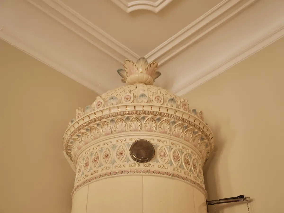 Before & After: A Soft Color Palette in a Grand Turn-of-the-Century Apartment 5 classic-turn-of-the-century-apartment-soft-colors-period-details-nordroom