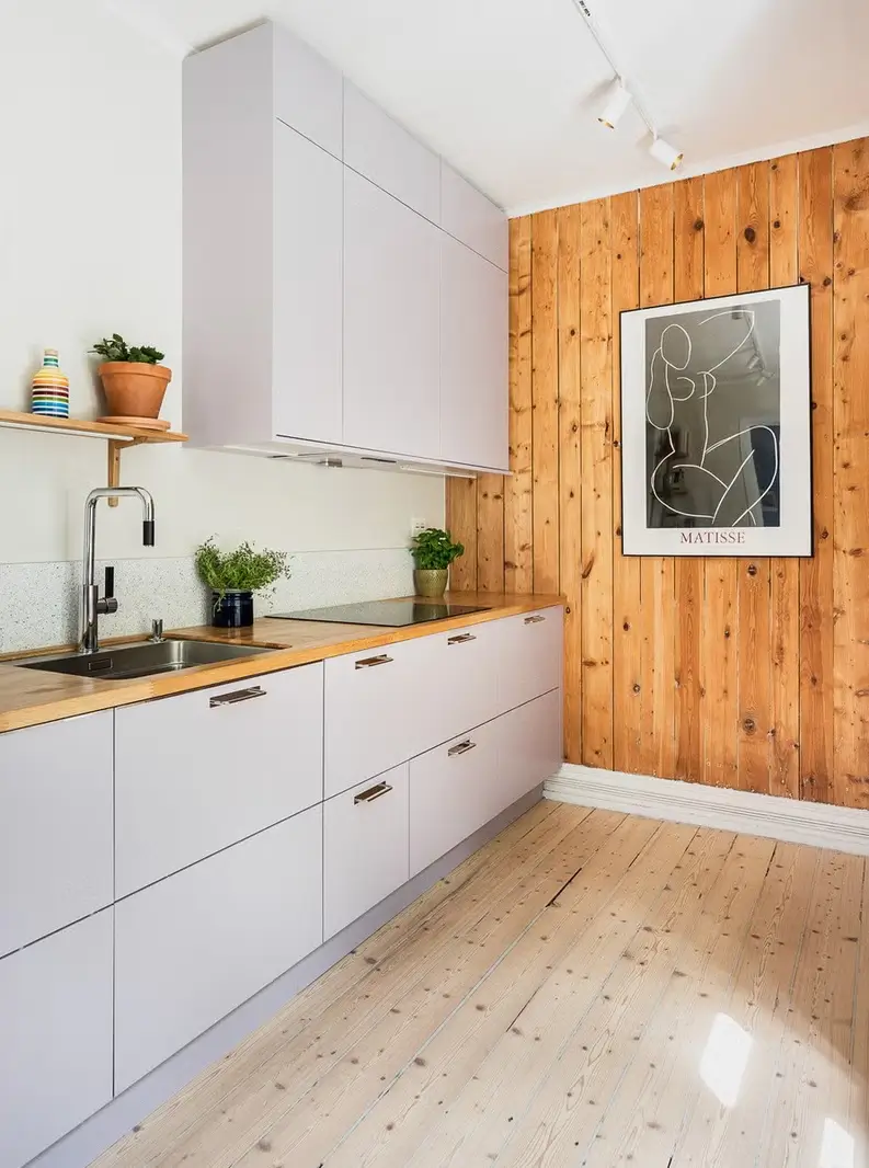 A Colorful Late 19th-Century Oslo Apartment with Custom Storage Solutions 11 colorful-late-19th-century-oslo-apartment