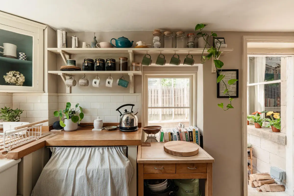 Calm and Cozy Interiors in a Beautiful Victorian Terrace House in Bath 15 cozy-interiors-late-19th-century-victorian-terrace-bath-england-nordroom