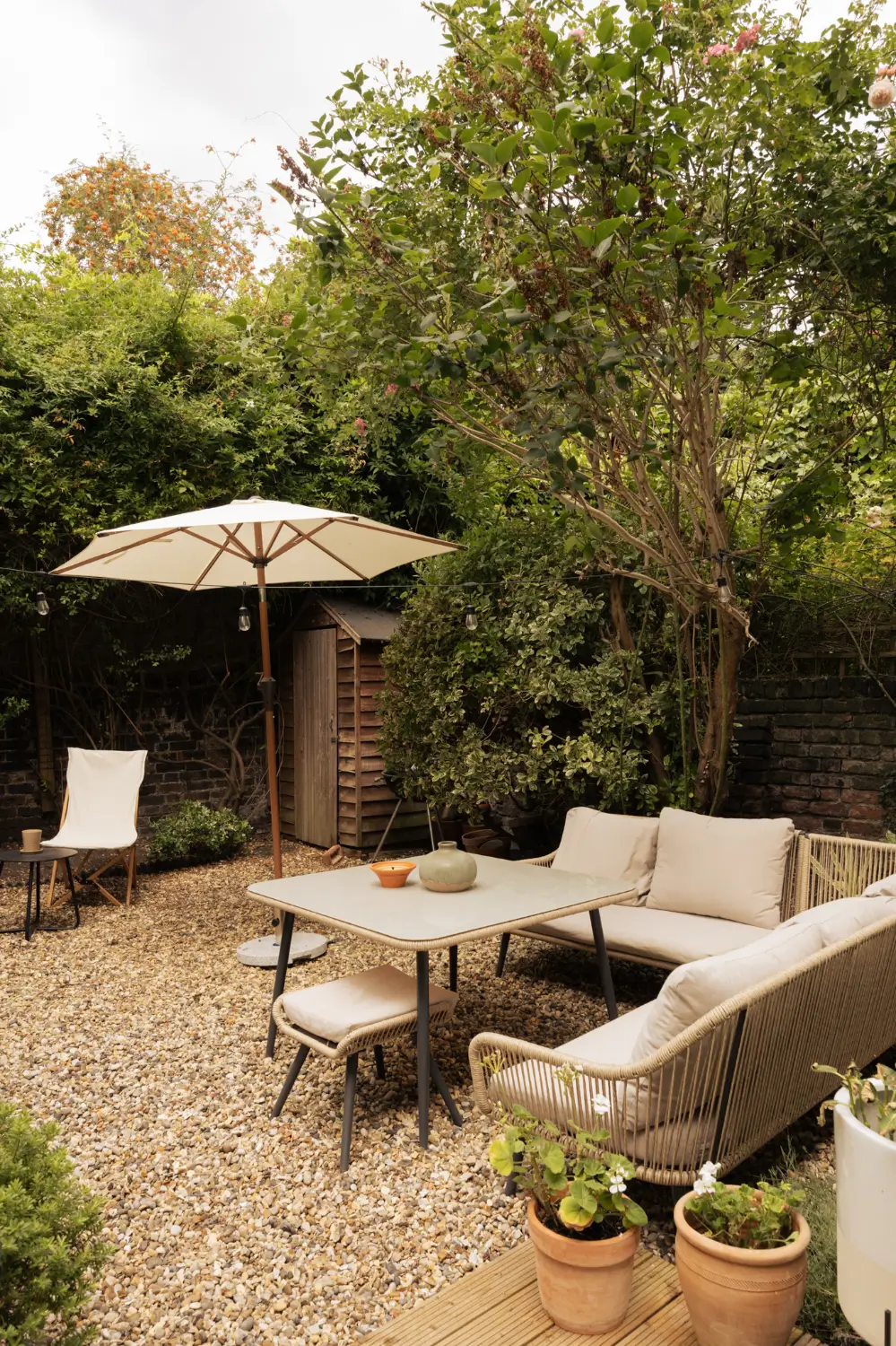 A Calm, Neutral Color Palette in a London Garden Apartment 12 garden-apartment-victorian-townhouse-de-beauvoir-london