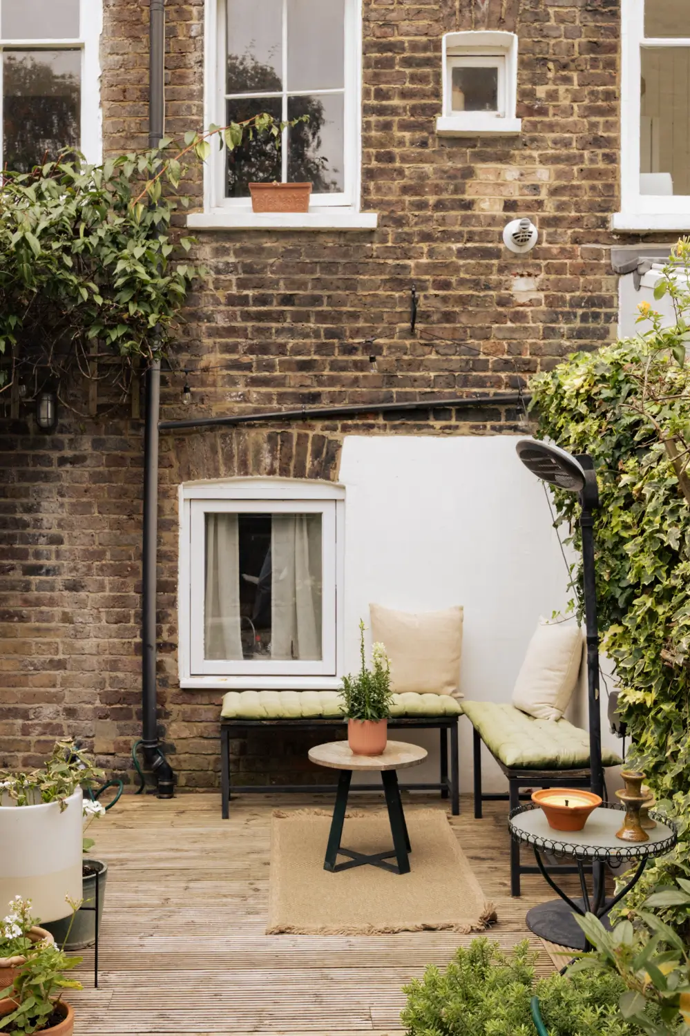 A Calm, Neutral Color Palette in a London Garden Apartment 15 garden-apartment-victorian-townhouse-de-beauvoir-london
