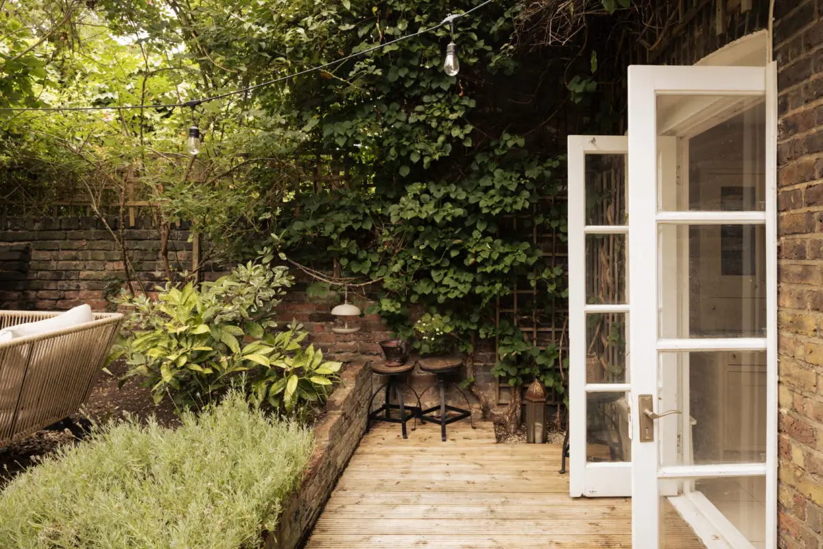 A Calm, Neutral Color Palette in a London Garden Apartment 17 garden-apartment-victorian-townhouse-de-beauvoir-london