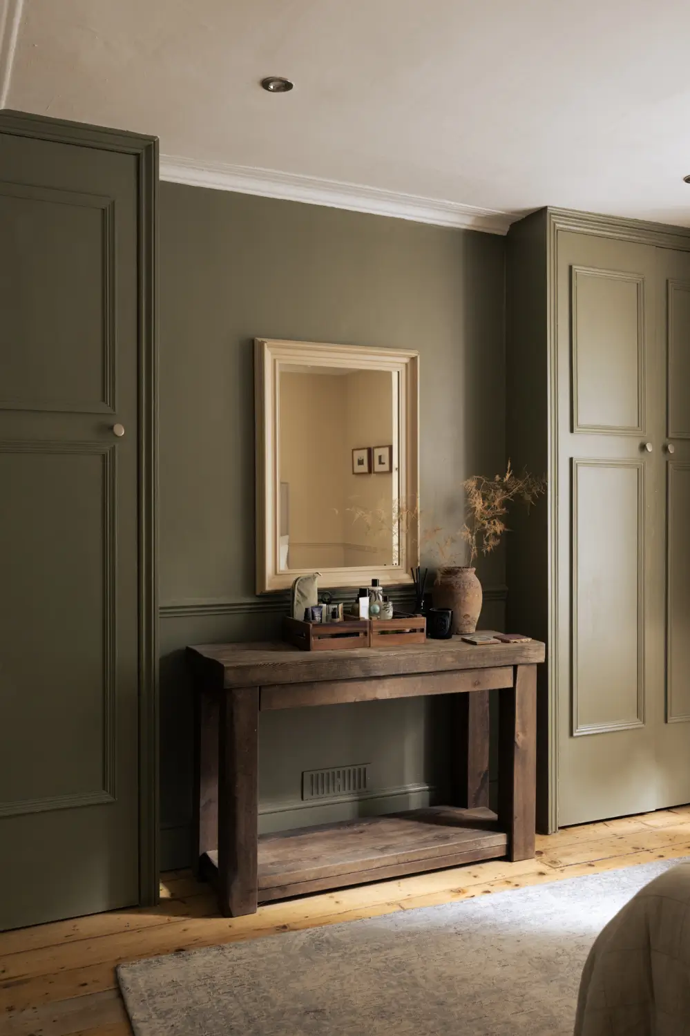 A Calm, Neutral Color Palette in a London Garden Apartment 25 garden-apartment-victorian-townhouse-de-beauvoir-london