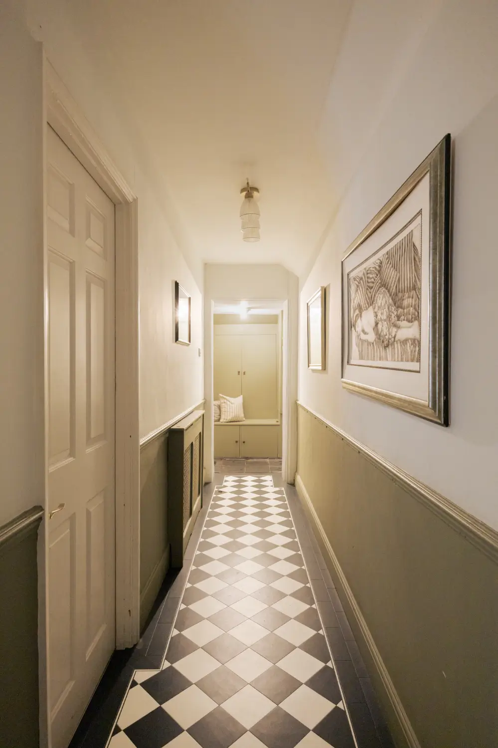 A Calm, Neutral Color Palette in a London Garden Apartment 26 garden-apartment-victorian-townhouse-de-beauvoir-london