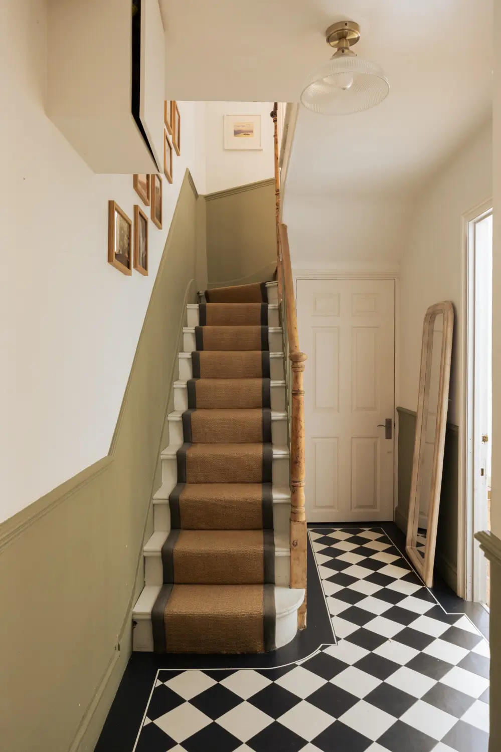A Calm, Neutral Color Palette in a London Garden Apartment 27 garden-apartment-victorian-townhouse-de-beauvoir-london