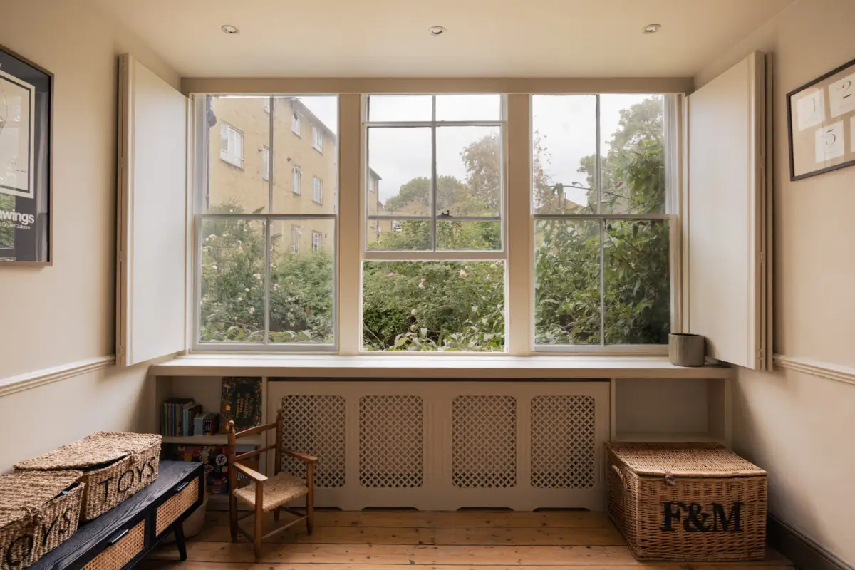 A Calm, Neutral Color Palette in a London Garden Apartment 33 garden-apartment-victorian-townhouse-de-beauvoir-london