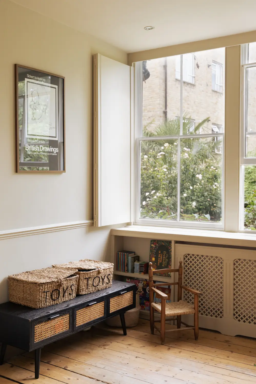 A Calm, Neutral Color Palette in a London Garden Apartment 32 garden-apartment-victorian-townhouse-de-beauvoir-london