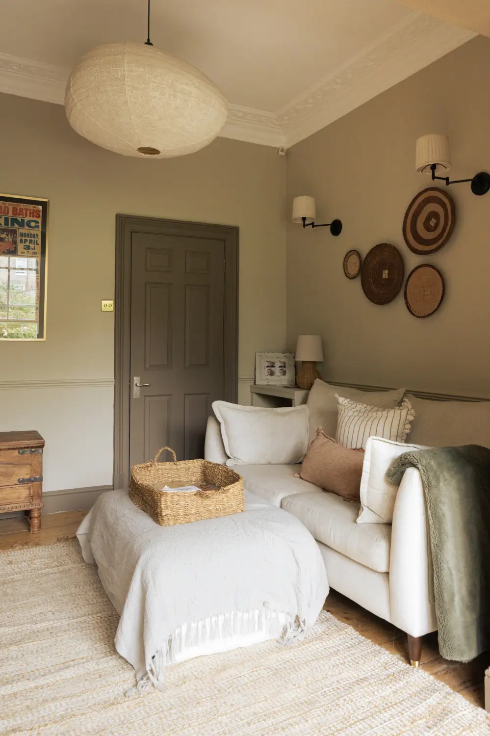A Calm, Neutral Color Palette in a London Garden Apartment 31 garden-apartment-victorian-townhouse-de-beauvoir-london