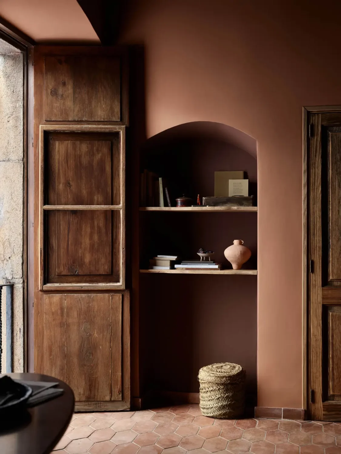 Jotun Launches JOURNEYS: A New Color Collection for 2027 7 living-room-kilim-amber-red-retro-jotun-color-chart-2027-journeys-nordroom
