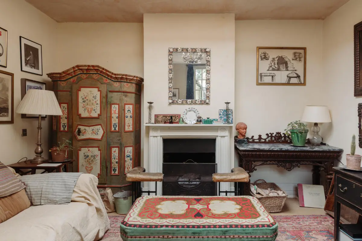 A Late 18th-Century English Home with Colorful Rooms and Sweeping Sea Views 1 historic-18th-century-english-house-color-sea-views-nordroom