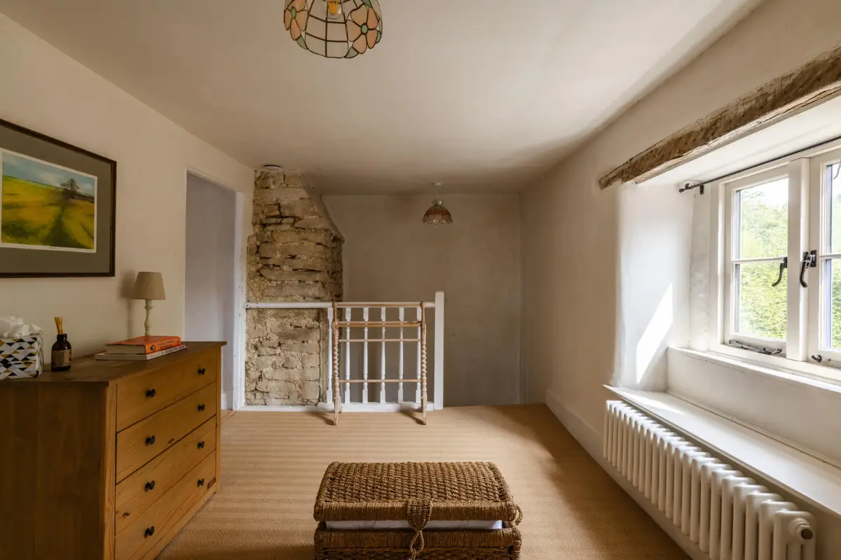 Period Features and Soft Colors in A Charming Renovated Cottage in Dorset 16 historic-character-renovated-19th-century-cottage-english-countryside-nordroom