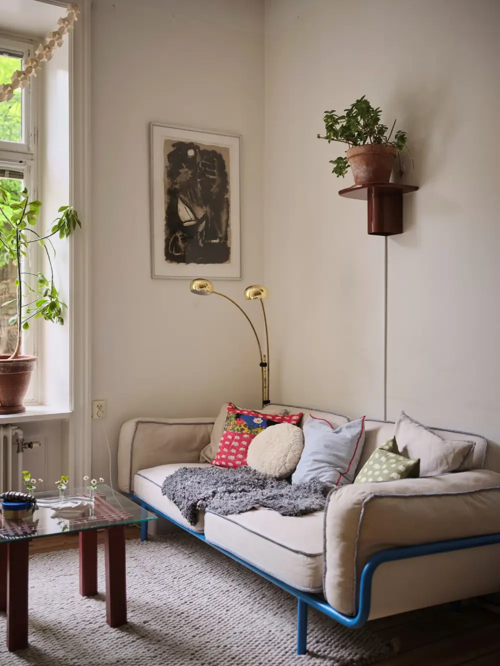 A Small Södermalm Apartment with a Cozy Sleeping Nook and Period Details 4 historic-character-small-ground-floor-apartment-stockholm-nordroom