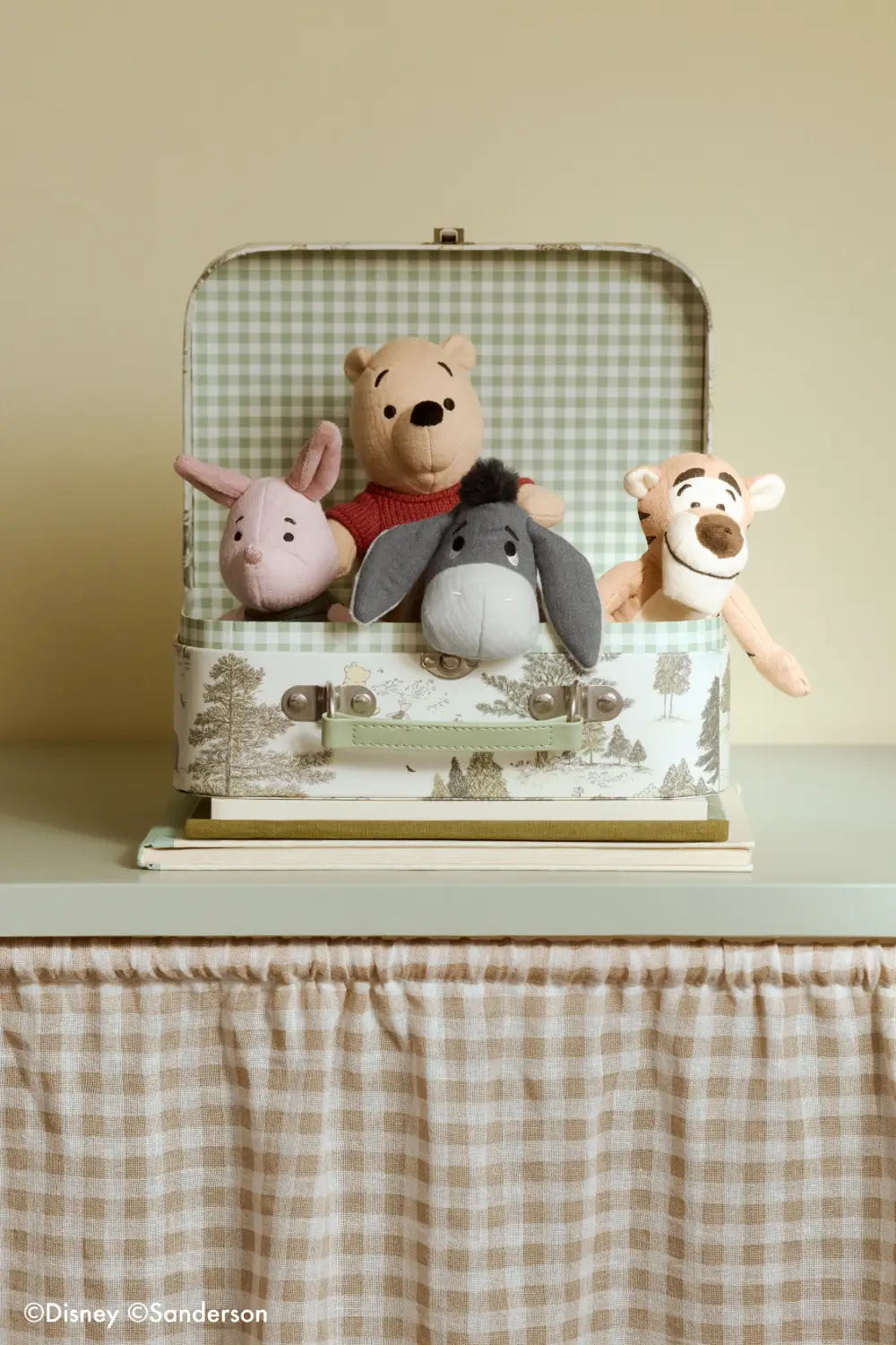 Inside the New H&M HOME x Disney Winnie the Pooh and Sanderson Collection 12 hm-home-sanderson-disney-collection-nordroom