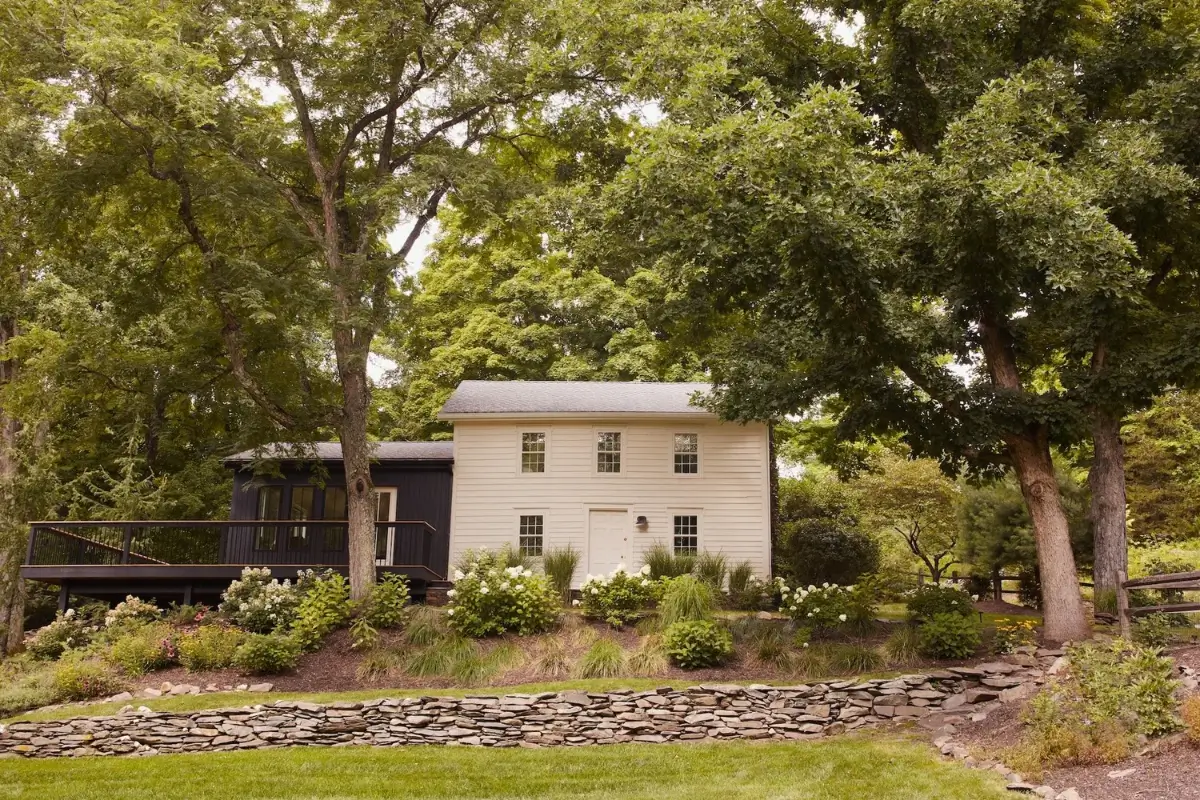 A Thoughtfully Renovated and Extended 18th-Century Farmhouse in the Hudson Valley 27 late-18th-century-farmhouse-hudson-valley