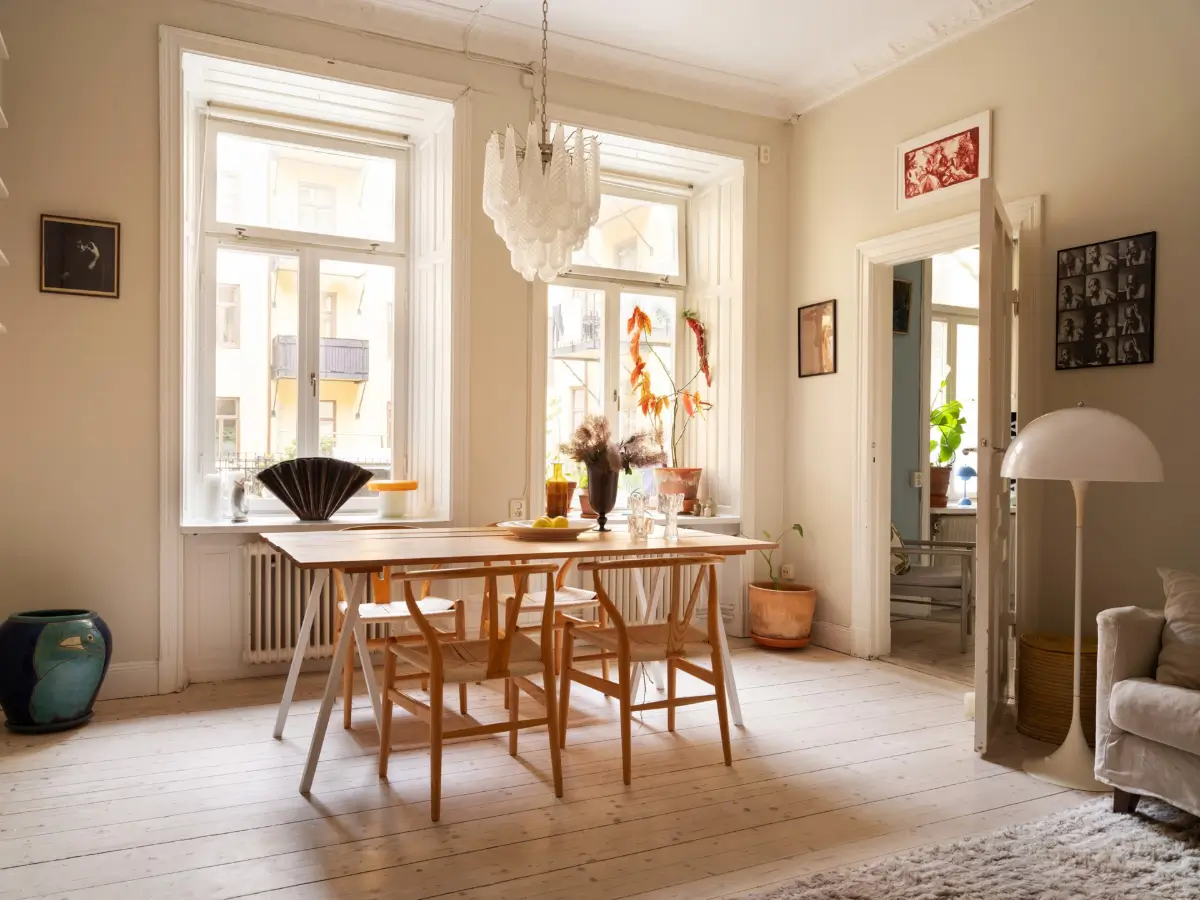 Period Features and a Harmonious Color Palette in an 1890s Stockholm Apartment 6 late-19th-century-courtyard-apartment-stockholm-nordroom
