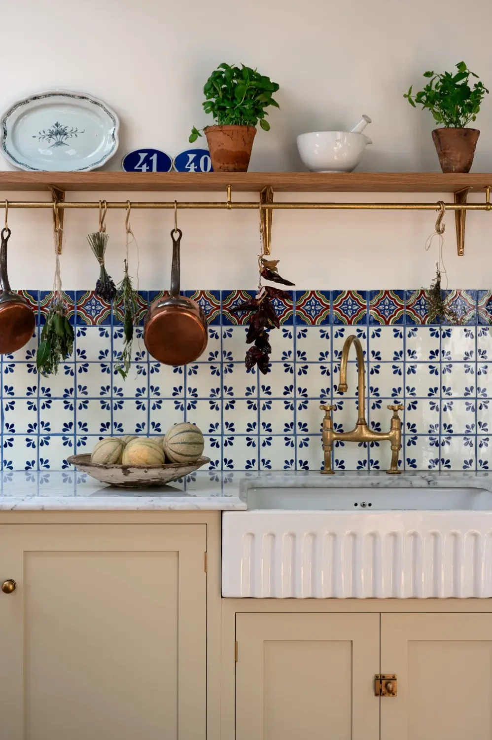 A Mediterranean-Style deVOL Kitchen with Powder Blue Accents in North London 10 mediterranean-inspired-devol-kitchen-north-london-shaker-cabinets-nordroom