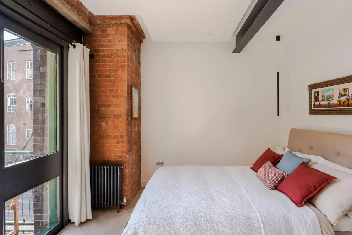 Crittall Windows and Exposed Brick Define This East London Apartment 13 modern-industrial-apartment-warehouse-conversion-london-nordroom