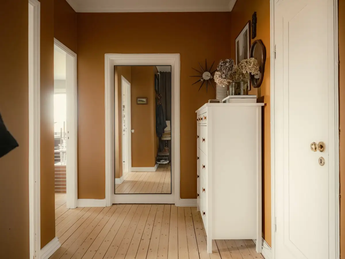 Muted Gray and Ochre Tones in a 1920s Swedish Apartment 21 muted-tones-1920s-apartment-gothenburg