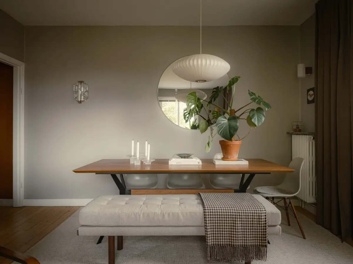 Muted Gray and Ochre Tones in a 1920s Swedish Apartment 10 muted-tones-1920s-apartment-gothenburg