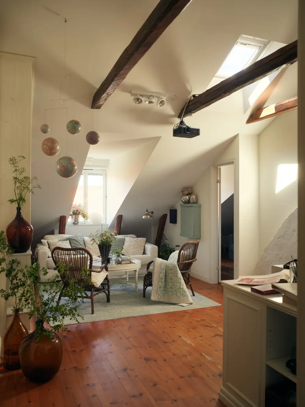 A French-Style Kitchen, Cozy Nooks, and Soaring Ceilings in a Stockholm Duplex 21 paris-inspired-interiors-duplex-attic-apartment-stockholm-nordroom
