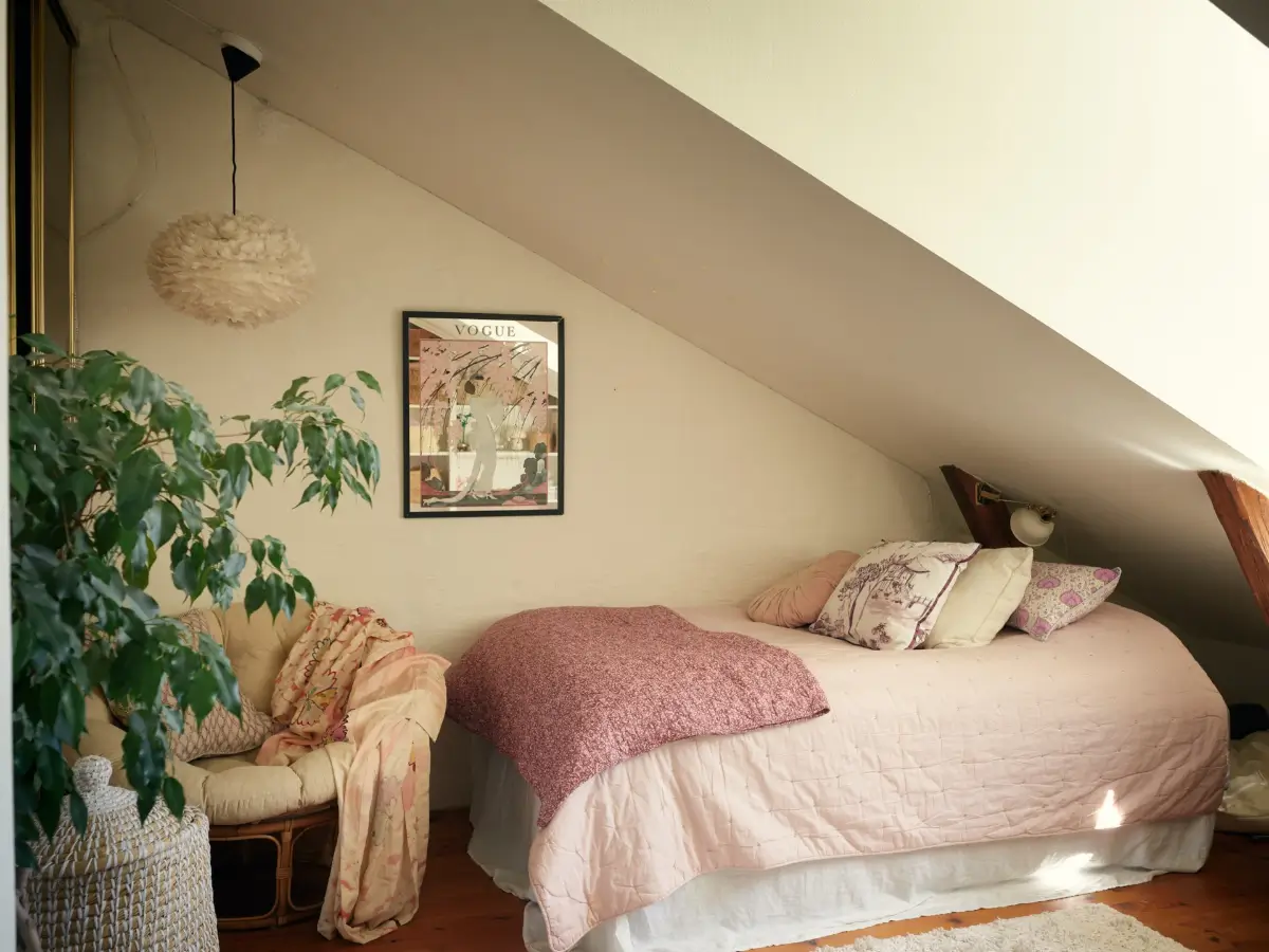 A French-Style Kitchen, Cozy Nooks, and Soaring Ceilings in a Stockholm Duplex 30 paris-inspired-interiors-duplex-attic-apartment-stockholm-nordroom