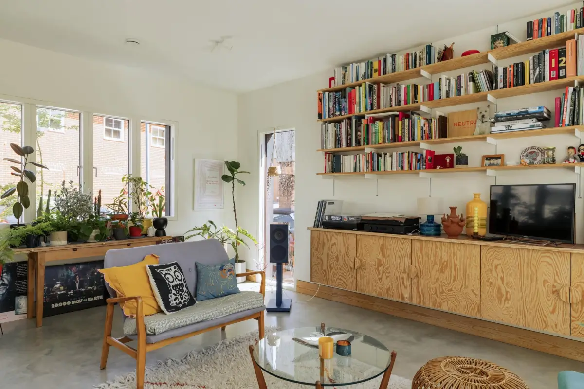 A Pink Kitchen Adds a Cheerful Note to this Light-Filled Modern Home 17 pink-kitchen-modern-loft-style-house-waterside-village-england-nordroom