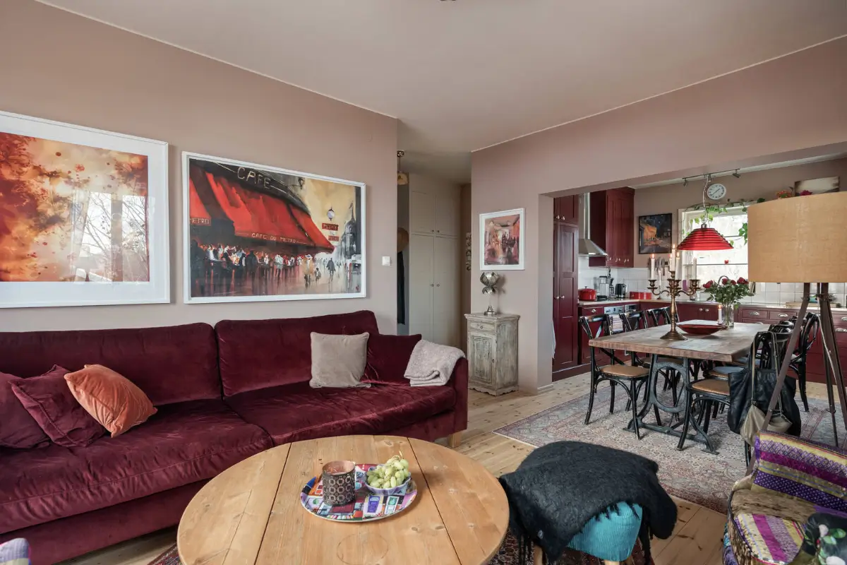 A Dark Pink County-Style Kitchen in a 1940s Stockholm Apartment 14 pink-stockholm-apartment-country-style-kitchen