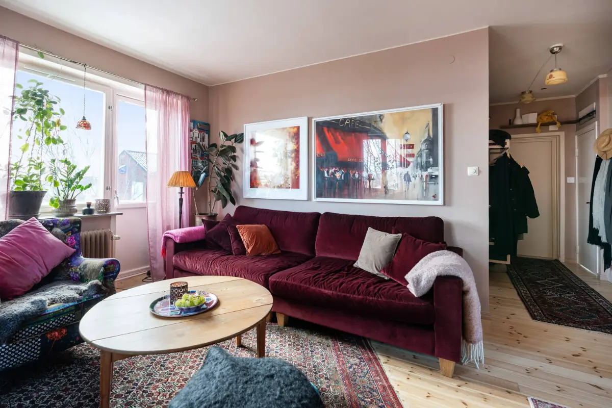 A Dark Pink County-Style Kitchen in a 1940s Stockholm Apartment 12 pink-stockholm-apartment-country-style-kitchen