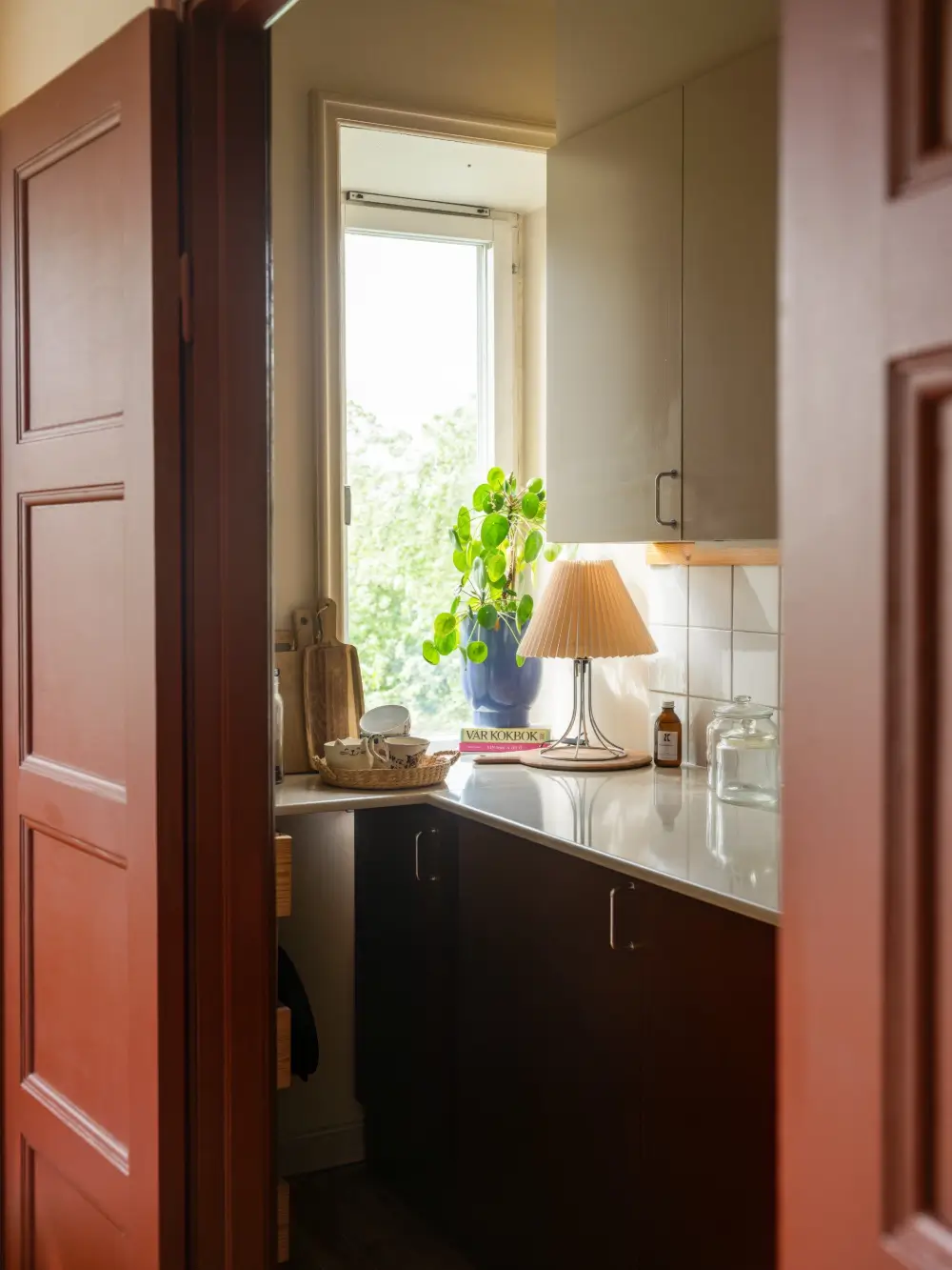 Bright Color Pops and a Red Kitchen in a 1930s Stockholm Apartment 15 unique-red-kitchen-colorful-apartment-stockholm-nordroom
