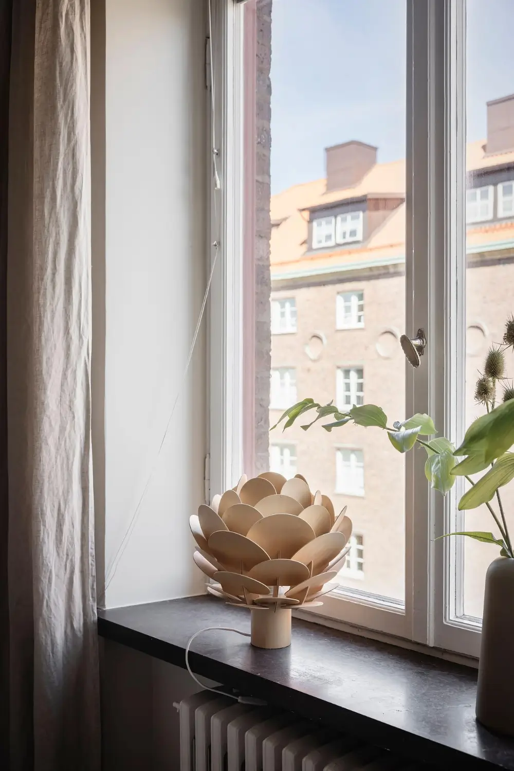 Before & After: A New Life for a 1920s Gothenburg Apartment 21 renovated-1920s-apartment-gothenburg-nordroom